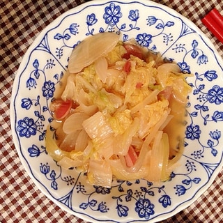 鶏がらスープ使用！白菜とソーセージの簡単煮物